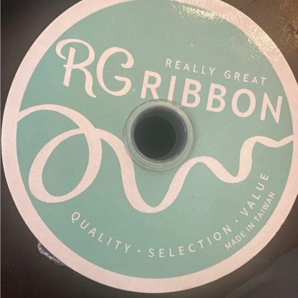 Lavender iridescent glitter ribbon. Wired. 2.5 width. - Picture 4 of 5